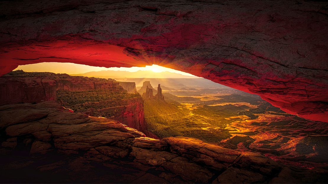 Mesa Arch in Arizona during sunset.