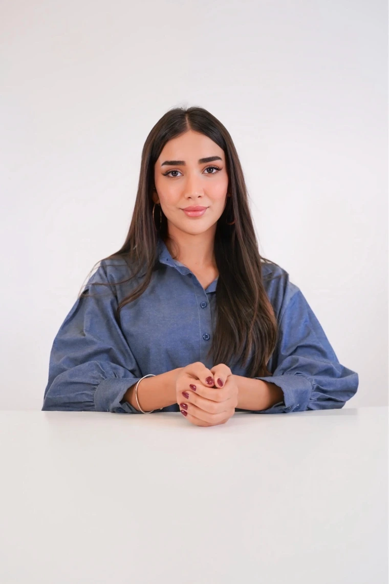 Mojan Sharafi Headshot